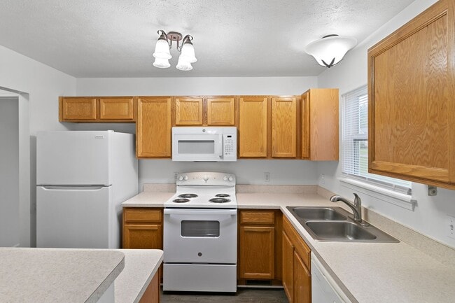 Photo - Cattail Lane Townhomes (Cattail Properties LLC)