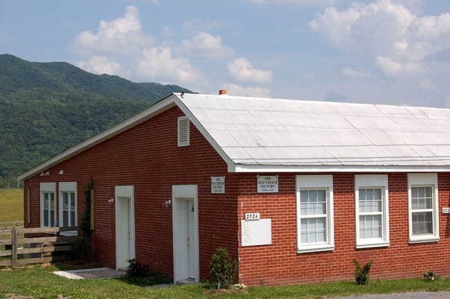 Building Photo - Cheeseplant Apartments Unit 2724