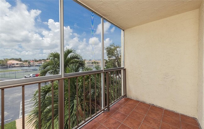 Photo - 701 Three Islands Boulevard Unit 315