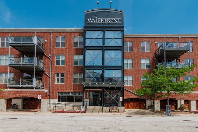 Building Photo - 130 S Water St Unit 404