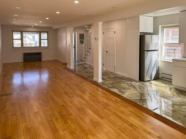 Photo - 1824 Rockaway Pkwy Unit 2