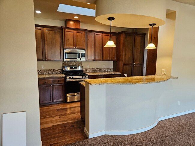 Photo - 3Bd/2Ba Two story townhouse - Available soon!