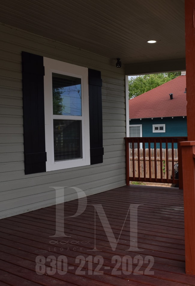 Photo - 213 Stafford St Casa