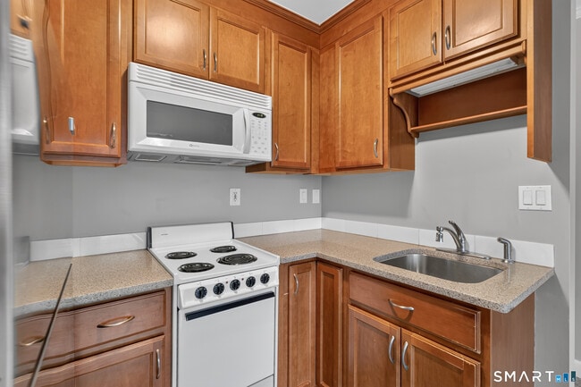 Photo - 1 Gold St Unit 3F