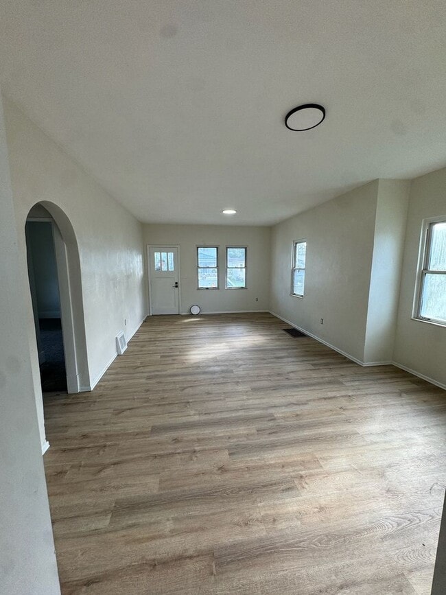 2231 May St