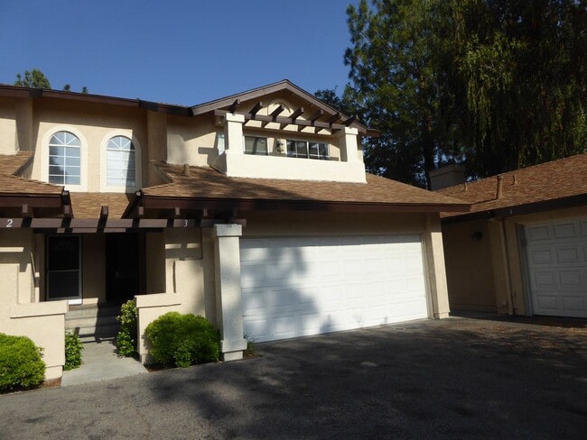 COMING SOON! Mountain View Courtyards 3 Be... - COMING SOON! Mountain View Courtyards 3 Be... House