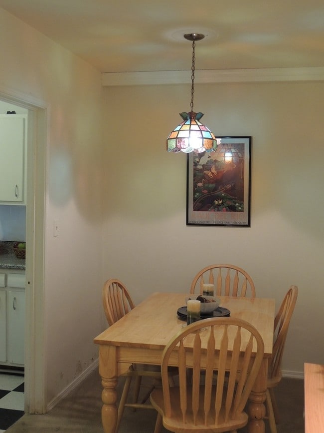 Interior Photo2 - Twin Gate