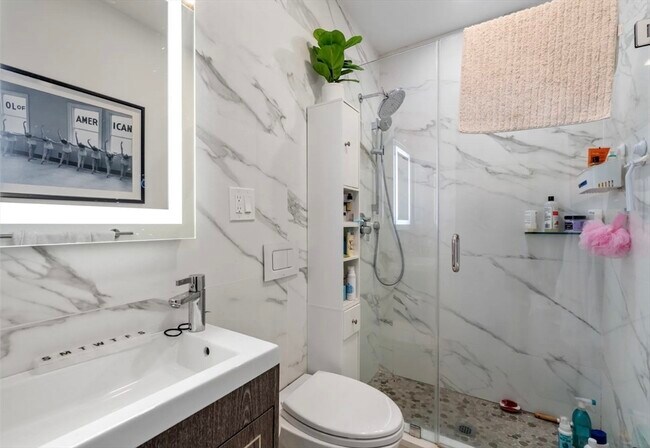 Photo - 33 Grove St Unit 4