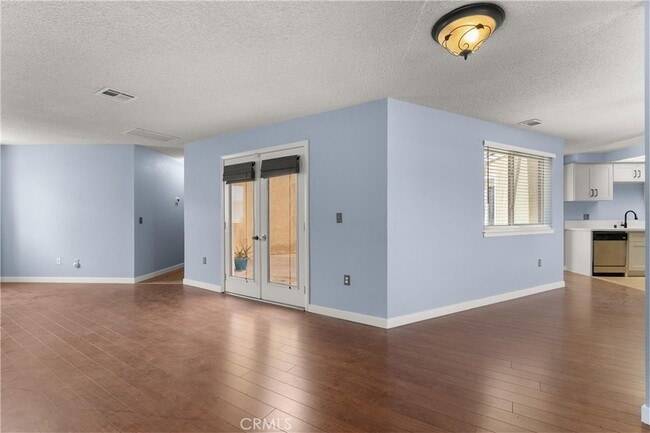 1068 Occidental Cir