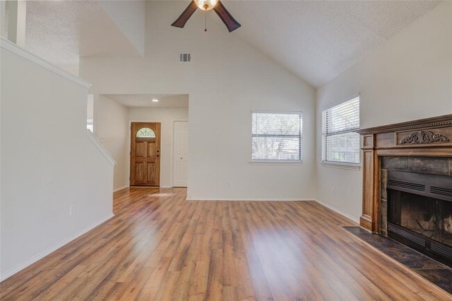 Photo - 10002 Talleyran Dr