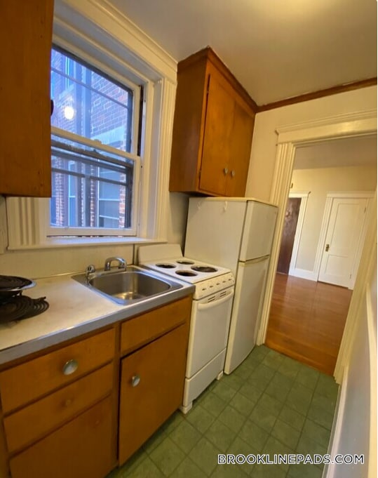 Building Photo - 93 Marion St Rental