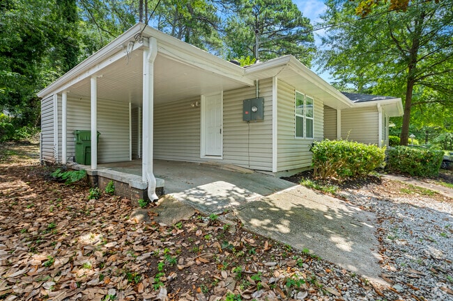 Building Photo - 1780 Brewer Blvd SW Rental