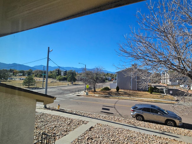 Photo - 1855 Zebulon Dr Unidad A