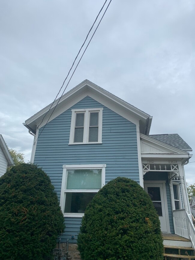 1002 Wisconsin St Unidad 1002 Wisconsin street A