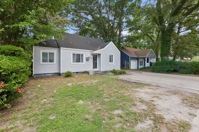 Photo - Move In Ready Norfolk Home!!