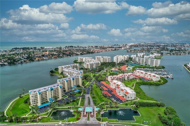 Building Photo - 7897 Sailboat Key Blvd S Unit 408 Rental