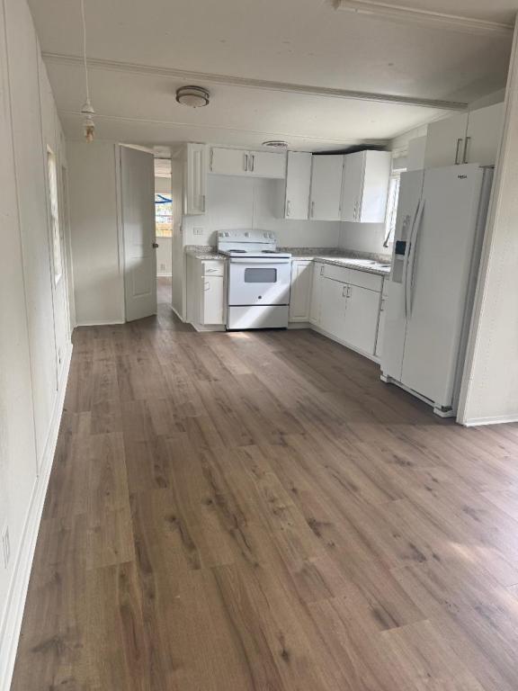 Photo - 1510 E 151st Ave