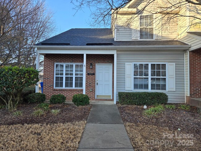 Photo - 115 Lynch Cir Townhome