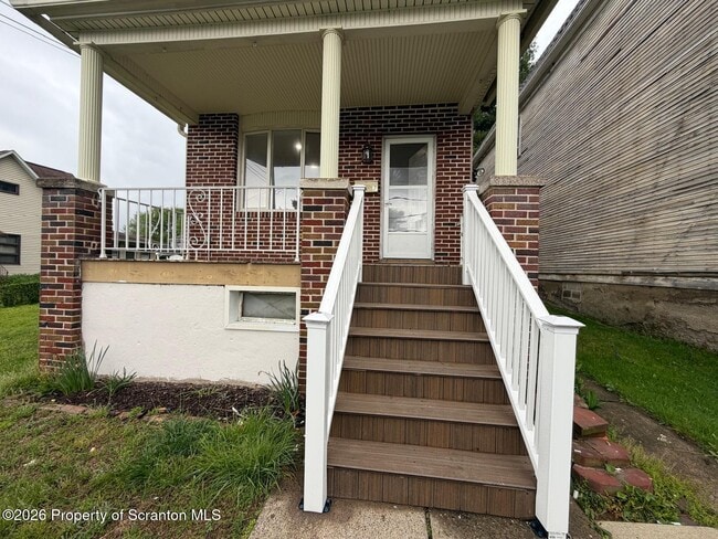 Photo - 7 Steele St