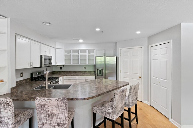 Photo - 1407 Millbrook Trail Condo