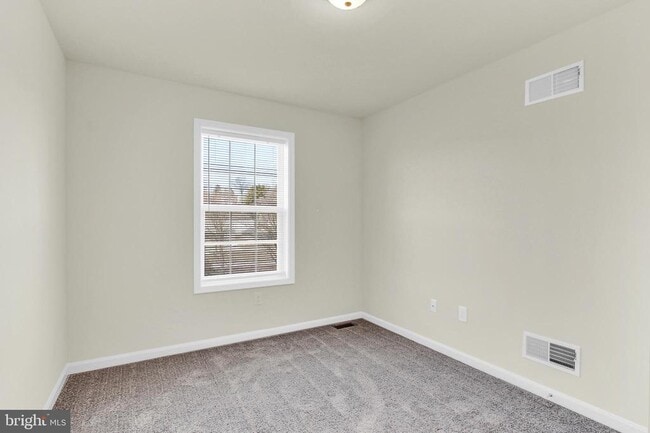Photo - 215 Woodside Ave