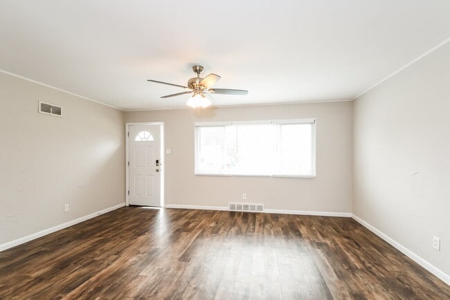 Photo - 1230 Acredale Dr