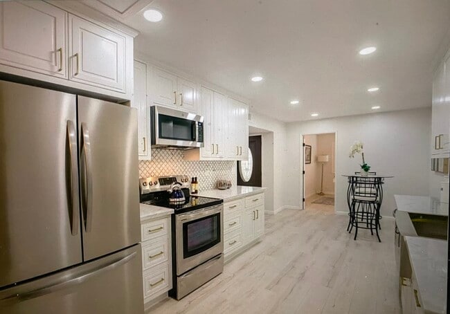 Photo - 4746 Eagle Lake Dr