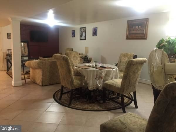 Photo - 3821 Fairfax Pkwy