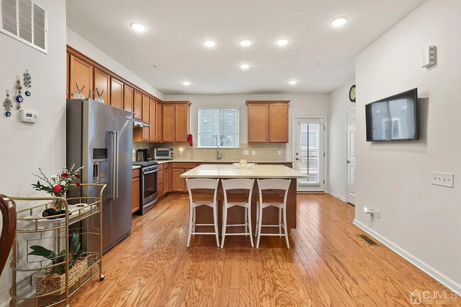 Photo - 14 Fleet St Townhome