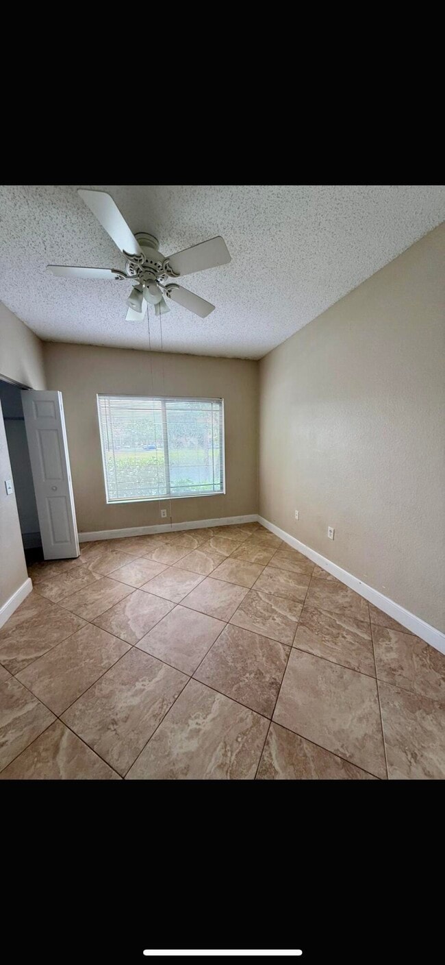 Photo - 2916 Tuscany Ct Unit 115