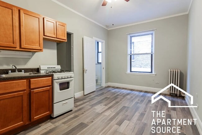 Photo - 3831 N Fremont St Unidad 411