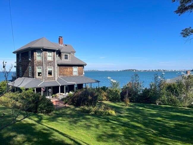 Photo - 55 Whiton Ave