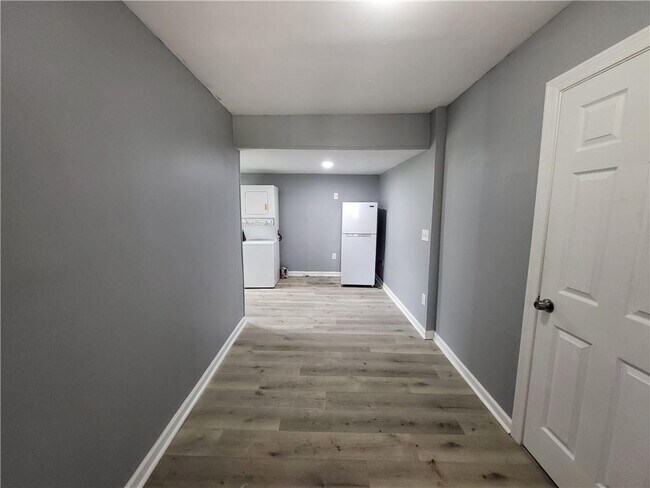 Photo - 2308 Lakewood Ave SW