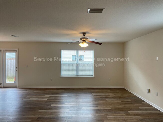 Photo - 254 Cottage View Dr