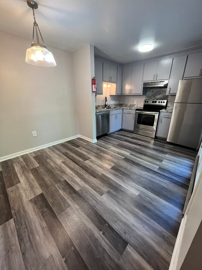 Photo - 1814 Fox Run Dr