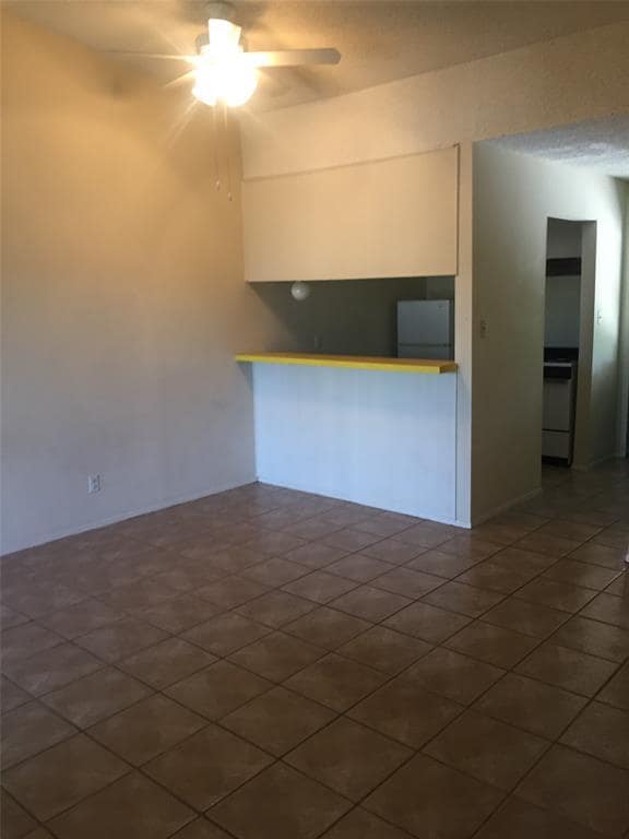 Photo - 630 Maiden Ln Unidad H