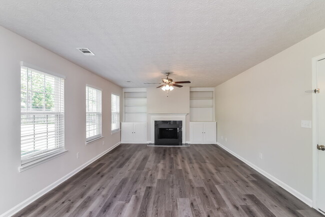 Photo - 626 Stonecrest Dr