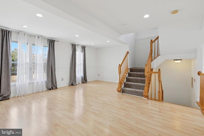 Photo - 306 General Hancock Blvd