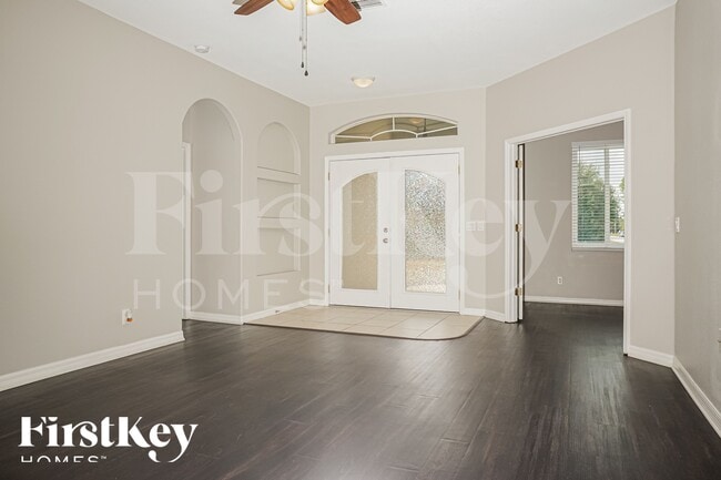 Photo - 1618 Purple Ln