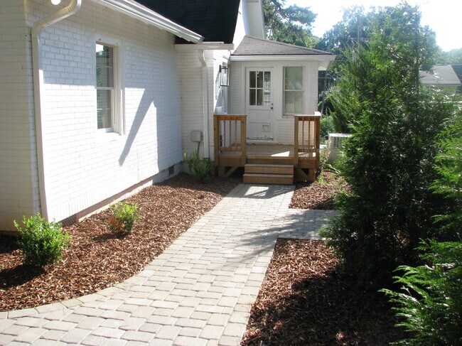 Patio - 621 Brooks Ave Unit 621