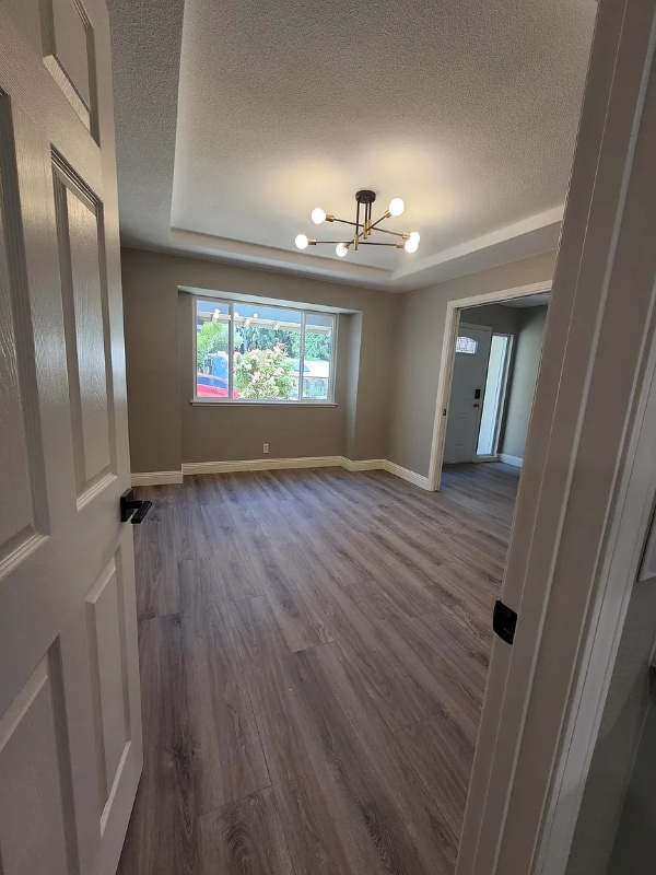 Photo - 440 Willamette Dr