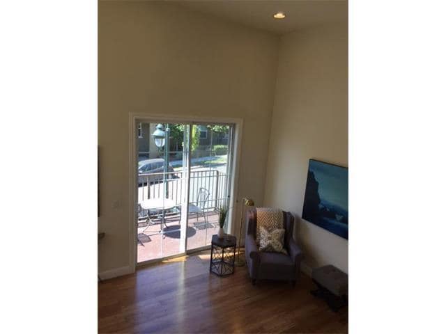 Photo - 2982 Larciano St