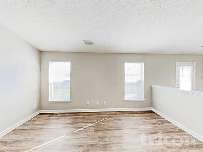 Photo - 956 Ashland Ave