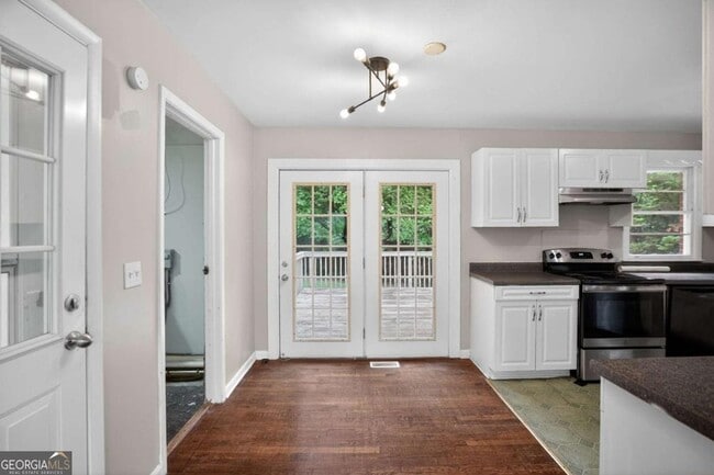 Photo - 7259 Mayfair Cir