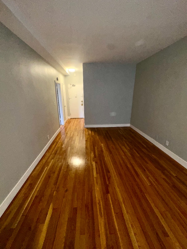 Photo - 85 Easton Ave Unidad 2a