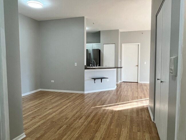 Photo - 3275 Stratford Ct Unit 1B