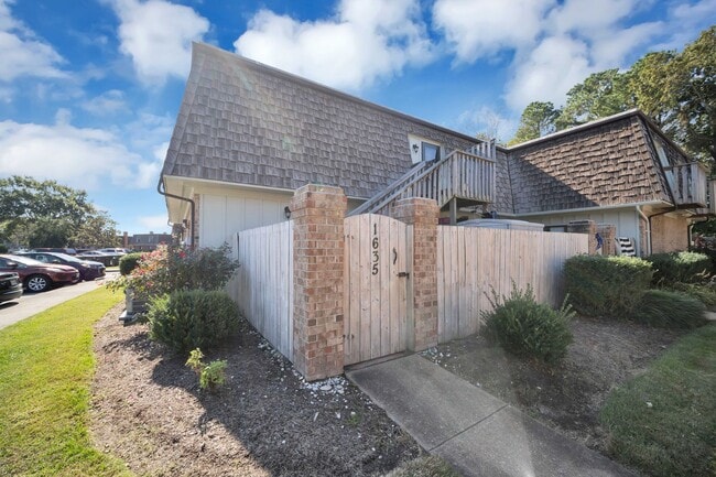 Photo - 1635 Ocean Bay Dr