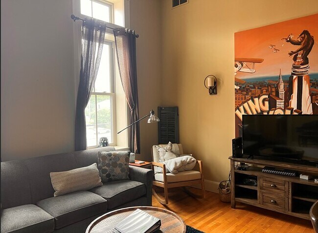 Photo - 49 Wales St Unit Floor 3