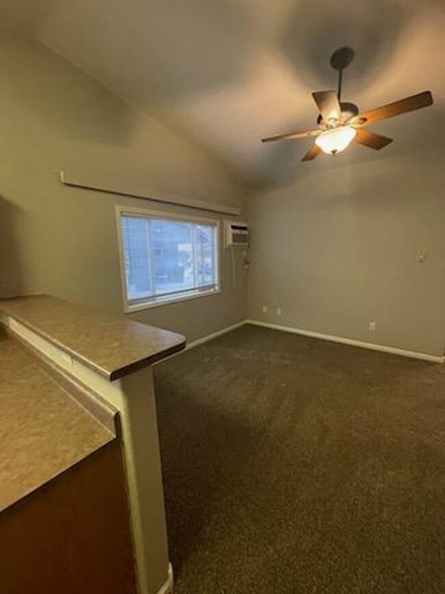 Photo - r1327 Unidad A