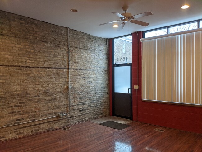 Photo - 1540 W 17th St Unit Apt 1